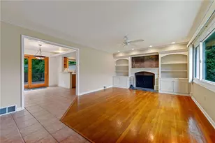 1125 Sunrise Dr, Pittsburgh, PA 15243 - Photo 7