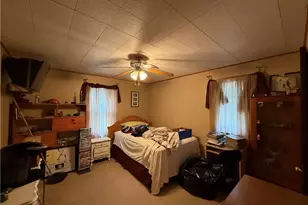 29 E Hallam Ave, Washington, PA 15301 - Photo 29