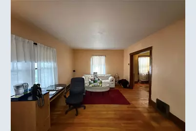 29 E Hallam Ave, Washington, PA 15301 - Photo 5
