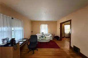 29 E Hallam Ave, Washington, PA 15301 - Photo 7