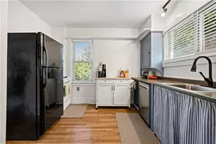 60 W Bellecrest Ave, Pittsburgh, PA 15227 - Photo 11