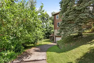 60 W Bellecrest Ave, Pittsburgh, PA 15227 - Photo 25