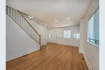 4840 Sullivan St, Pittsburgh, PA 15224 - Photo 3