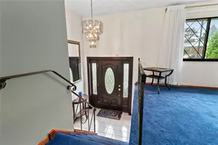 214 Maurice Ct, Pittsburgh, PA 15235 - Photo 3