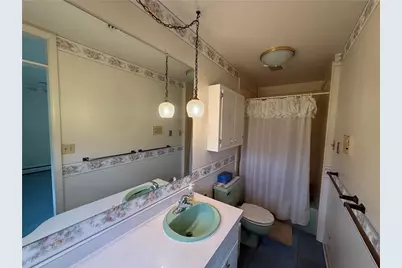 915 McKnight Road, White Township, PA 15701 - Photo 9