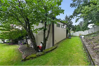 152 Cassia Dr, Clairton, PA 15025 - Photo 39