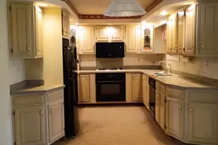 712 Tidball Ave, Grove City Boro, PA 16127 - Photo 3