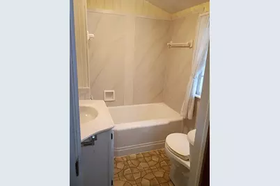 712 Tidball Avenue, Grove City Boro, PA 16127 - Photo 11
