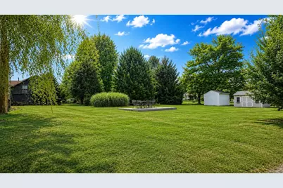 135 W Virginia Avenue, Vandergrift, PA 15690 - Photo 13
