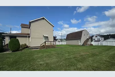 203 Indiana Avenue, Avonmore, PA 15618 - Photo 3