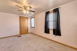521 Grove St, Greensburg, PA 15601 - Photo 9