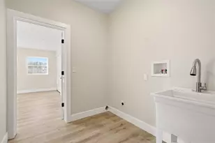 127 Bella Vis Dr, Pittsburgh, PA 15236 - Photo 3