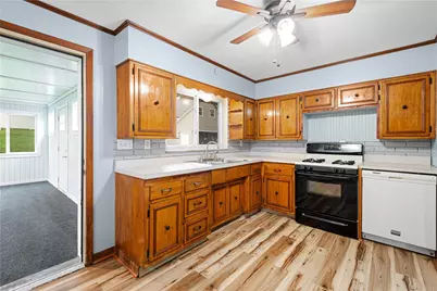 282 Spring Run Rd, Moon/Crescent Twp, PA 15046 - Photo 7