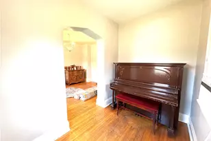 745 Todd Ave, Ellwood City, PA 16117 - Photo 25