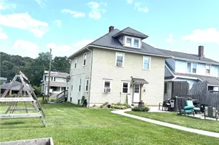 745 Todd Ave, Ellwood City, PA 16117 - Photo 7