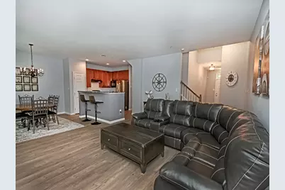 195 Broadstone Drive, Adams Township, PA 16046 - Photo 5
