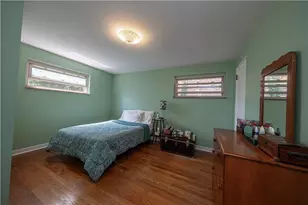 3275 Waltham Ave, Pittsburgh, PA 15216 - Photo 9