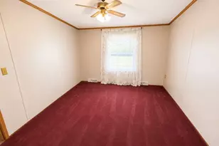 127 Classic Pl, Washington Township, PA 15632 - Photo 7