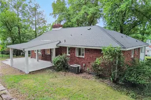113 Southern Hilands Dr, Pittsburgh, PA 15241 - Photo 7