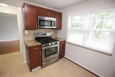 263 Great Smokey Dr, Pittsburgh, PA 15239 - Photo 11