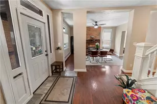 3663 Baytree St, Observatory Hill, PA 15214 - Photo 5