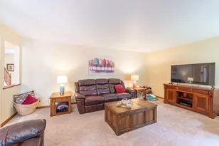 417 Topaz Dr, Pittsburgh, PA 15101 - Photo 19