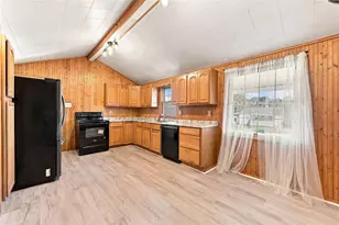 2118 Leo St, North Huntingdon, PA 15642 - Photo 5