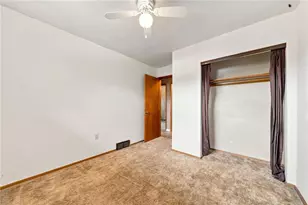 814 N Penn St, Penn Twp, PA 15675 - Photo 15