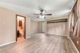 814 N Penn St, Penn Twp, PA 15675 - Photo 7
