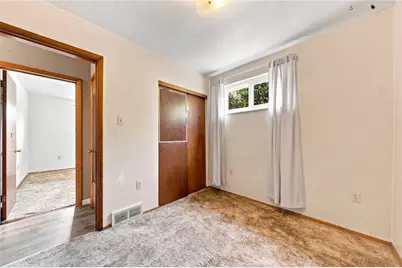 814 N Penn St, Penn Twp, PA 15675 - Photo 13