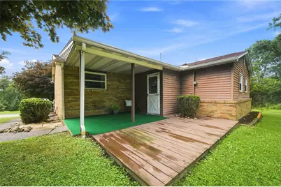 814 N Penn St, Penn Twp, PA 15675 - Photo 21