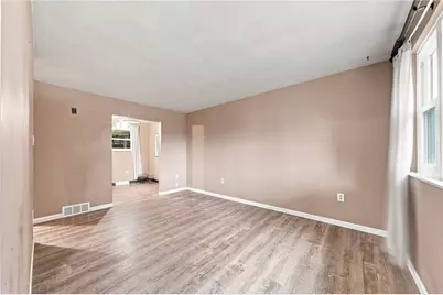 814 N Penn St, Penn Twp, PA 15675 - Photo 1