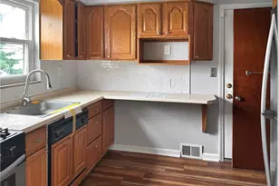 3519 Forest Ave, Munhall, PA 15120 - Photo 7