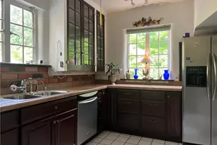 16 W Clen Moore Blvd, Neshannock Township, PA 16105 - Photo 15
