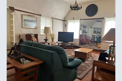 16 W Clen Moore Blvd, Neshannock Township, PA 16105 - Photo 7