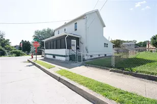 320 Loyalhanna Ave, Latrobe, PA 15650 - Photo 3