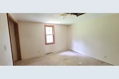 3331 Evergreen Rd, Pulaski Township, PA 16143 - Photo 7