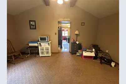 137 Macek Dr, Pittsburgh, PA 15227 - Photo 19