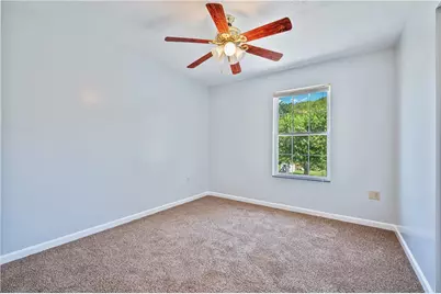671 Peregrine Dr, North Huntingdon, PA 15642 - Photo 17