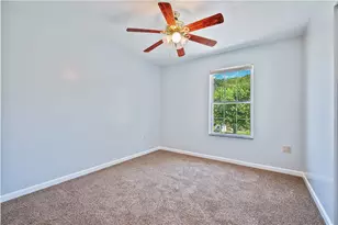 671 Peregrine Dr, North Huntingdon, PA 15642 - Photo 17