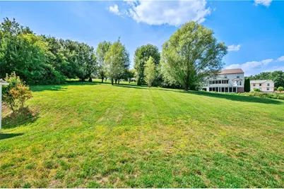 671 Peregrine Dr, North Huntingdon, PA 15642 - Photo 25