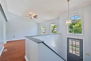 671 Peregrine Dr, North Huntingdon, PA 15642 - Photo 3