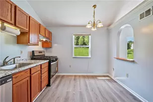671 Peregrine Dr, North Huntingdon, PA 15642 - Photo 11
