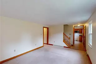 123 Hampton Ct, Twp of But SW, PA 16002 - Photo 13