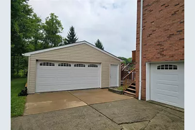 123 Hampton Ct, Twp of But SW, PA 16002 - Photo 23