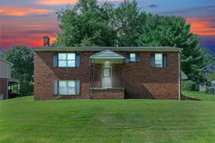 138 Terrace Ct, Level Green, PA 15085 - Photo 27
