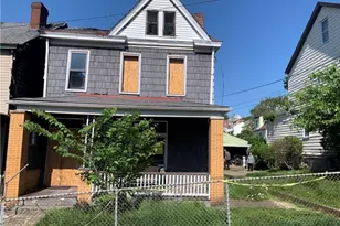 134 Rinne St, Pittsburgh, PA 15210 - Photo 1