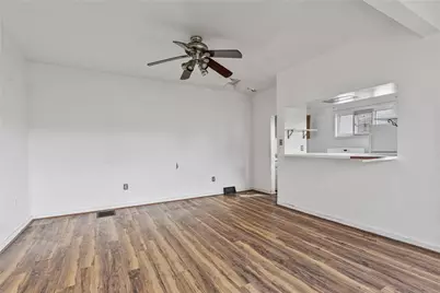 2112 Arlington Ave, Pittsburgh, PA 15210 - Photo 9