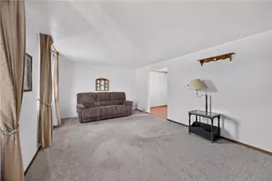 104 Glenora Dr, Robinson Twp, PA 15108 - Photo 15