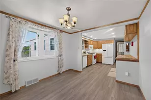 104 Glenora Dr, Robinson Twp, PA 15108 - Photo 9